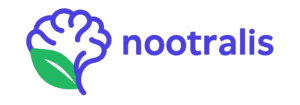 Nom de la marque “nootralis” en lettres minuscules modernes, dans un violet vibrant évoquant la stimulation mentale et la concentration.