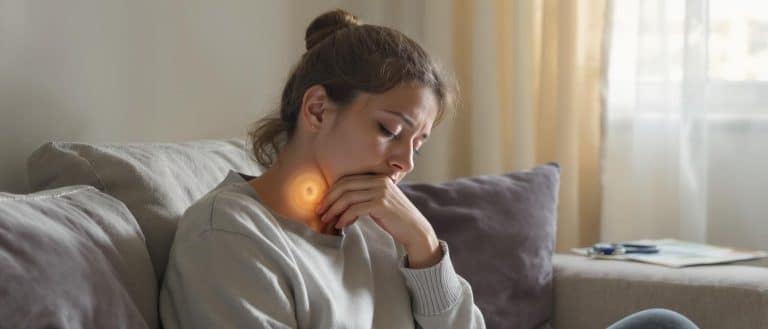 Découvrez les causes et les traitements des ganglions enflés au cou accompagnés de fatigue. Informez-vous sur les symptômes, les examens nécessaires et les solutions pour soulager ces désagréments. Votre santé mérite une attention particulière.